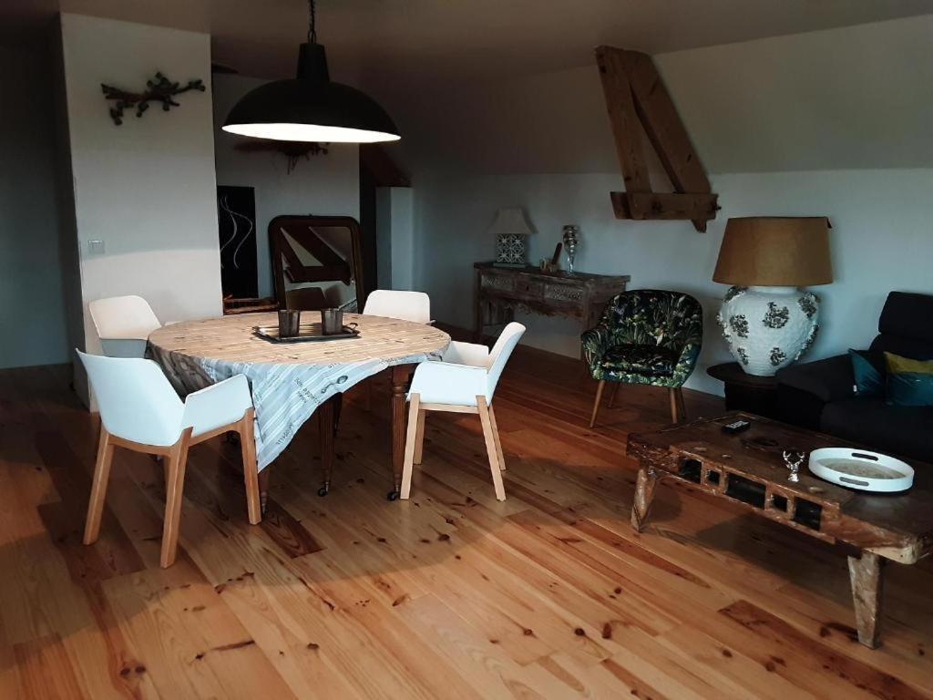 Chambre K Au Domaine Du Mont Scolan Montgardon Esterno foto